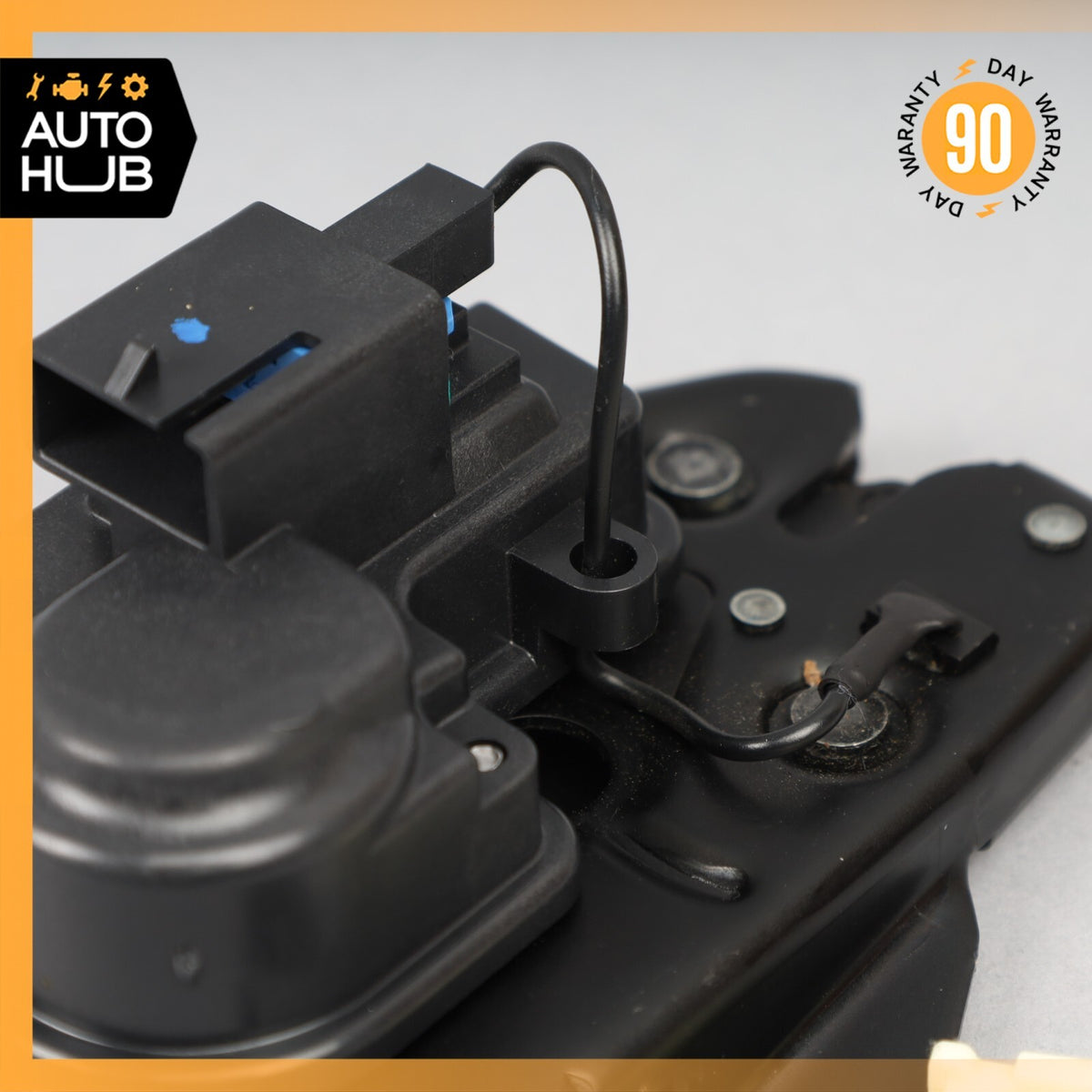 Maserati Quattroporte S M156 Trunk Lid Latch Lock Emergency Handle OEM - photo 4