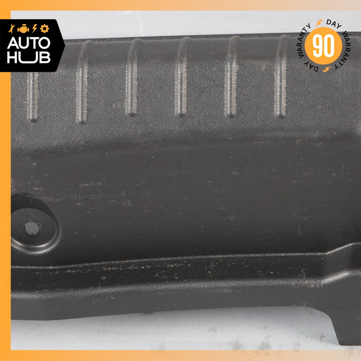 14-22 Maserati Ghibli M157 Trunk Lid Lock Latch Trim Cover 670071565 OEM - photo 2
