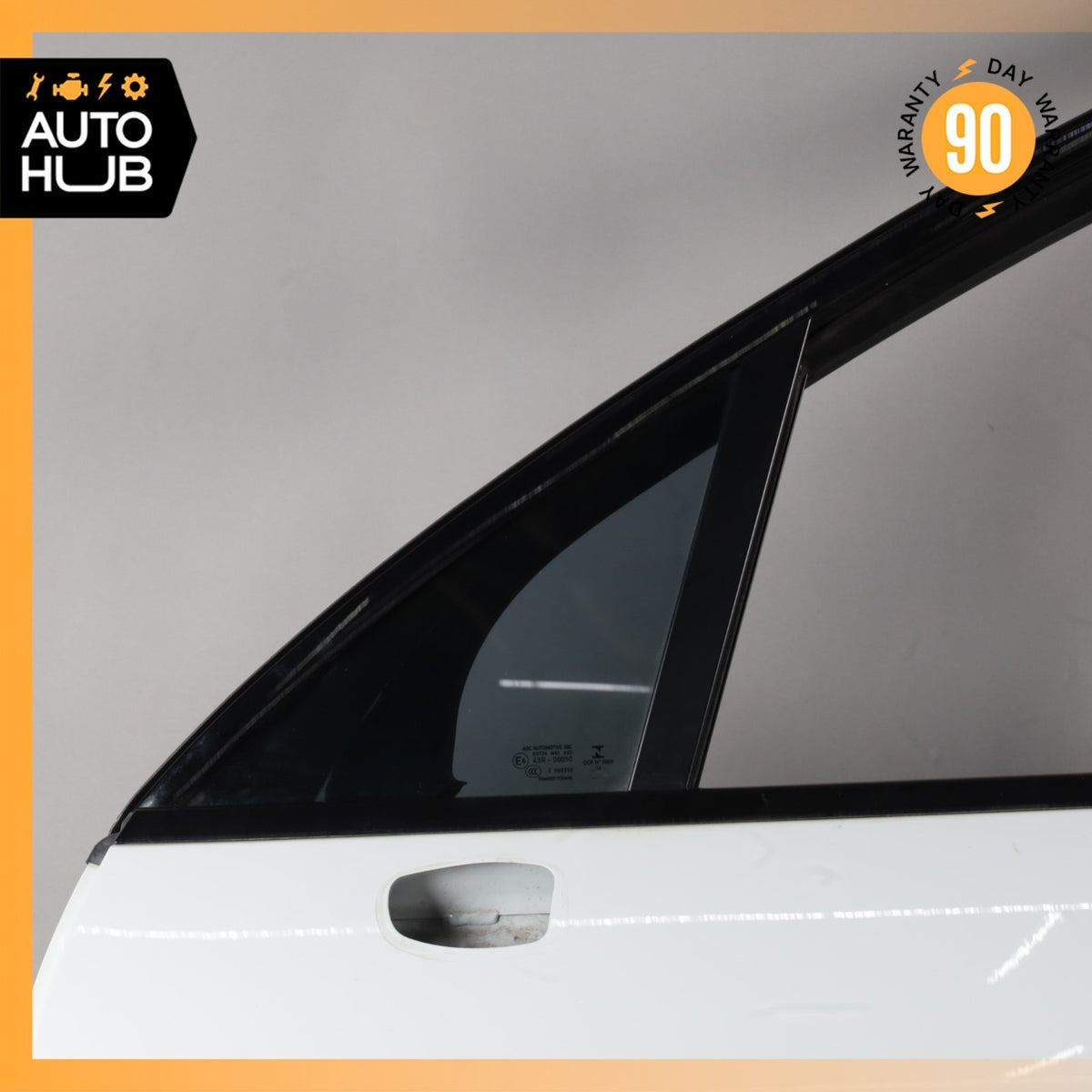 15-26 Porsche Macan 95B Front Left Door Shell Pure White 95B831021 OEM 88k - photo 4