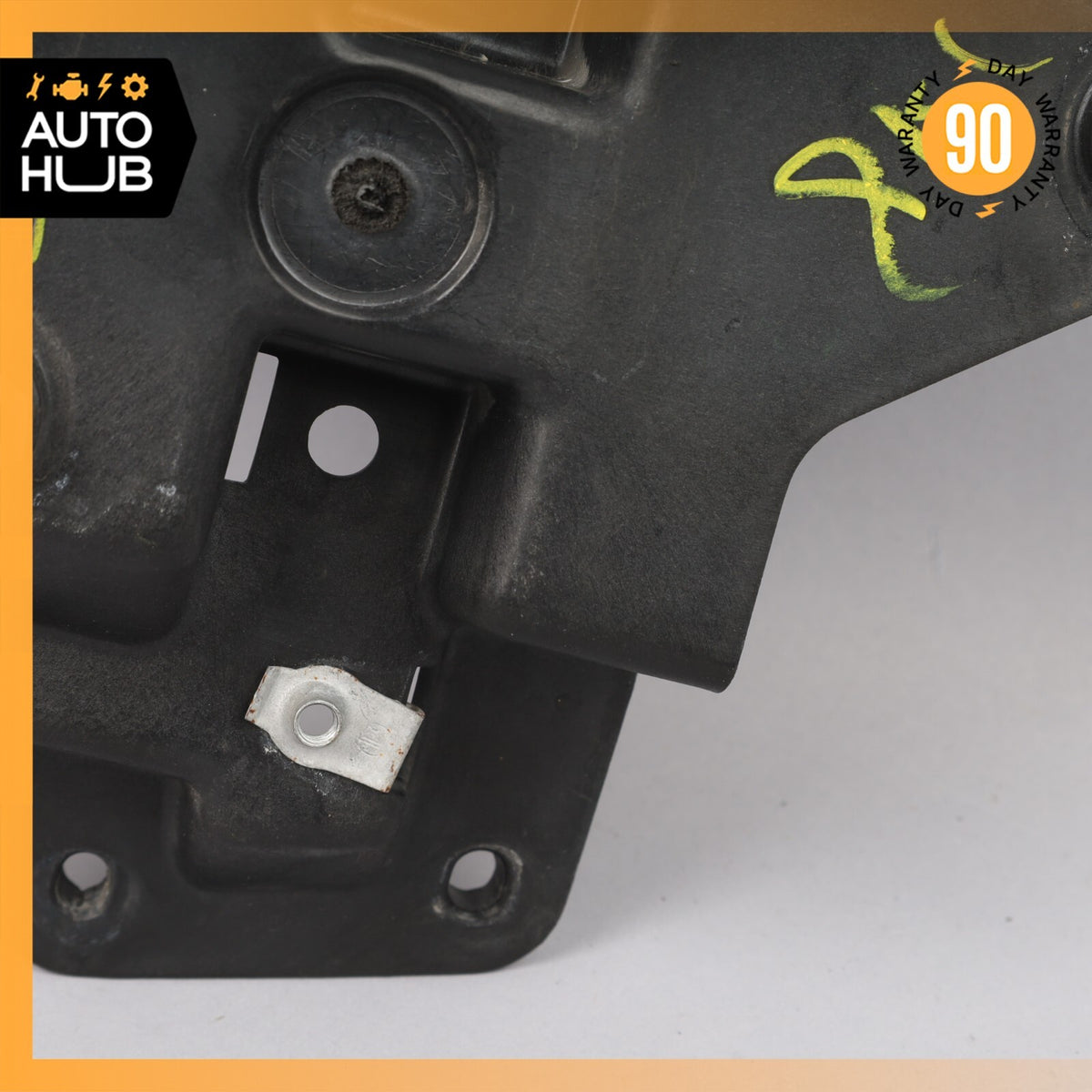 04-09 Cadillac XLR / Corvette Engine Control Module Bracket 10307440 OEM 58k - photo 9