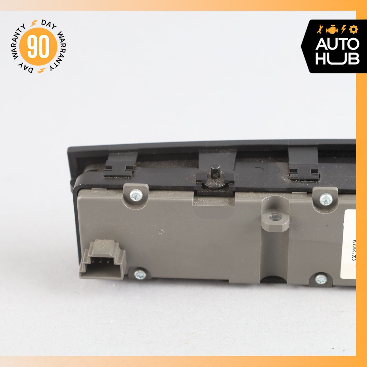 Mercedes W212 E350 Hazard Seat Belt Roller Center Control Switch OEM - photo 7