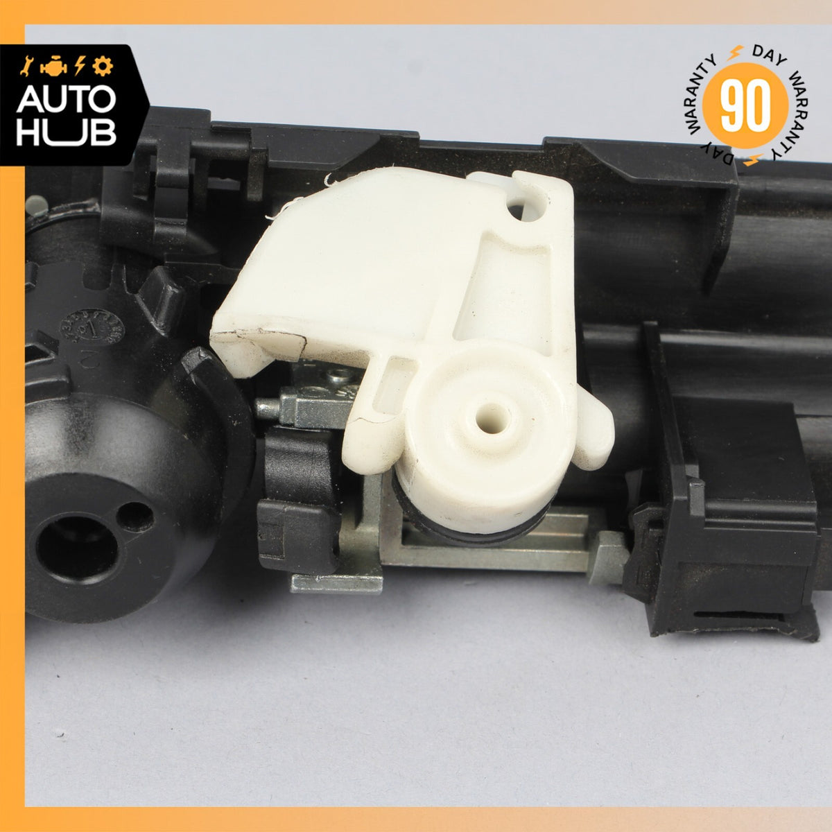01-09 Mercedes W209 CLK550 C230 E350 Trunk Lid Lock Latch Handle 2037500893 OEM - photo 9