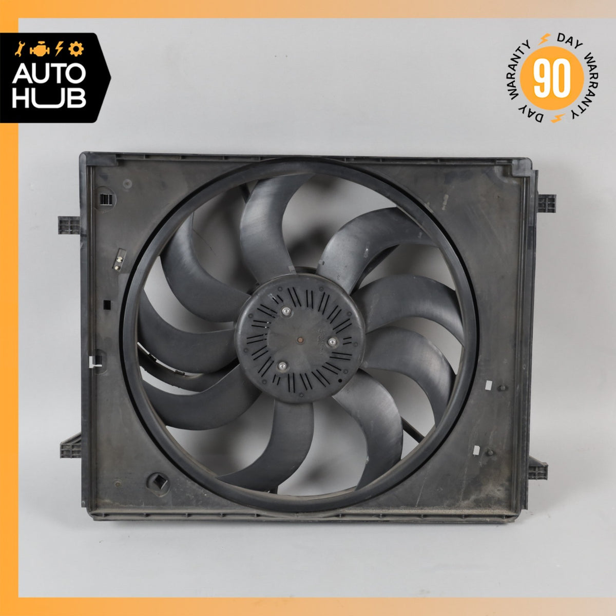 Maserati Quattroporte M156 Engine Radiator Cooling Fan Motor Assembly OEM 56k - photo 2