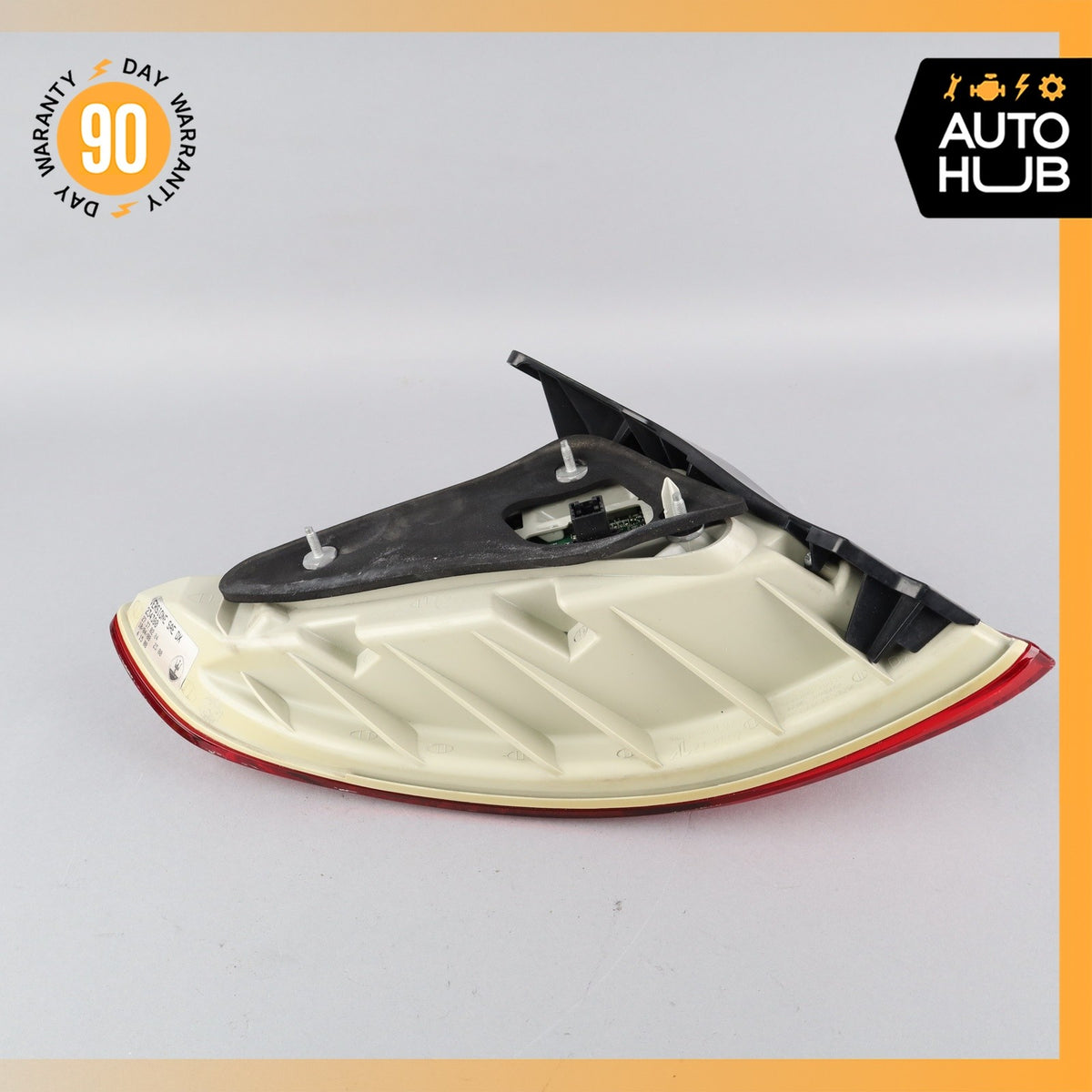 08-12 Maserati GranTurismo M145 Right Side Outer Tail Light Lamp 234380 OEM 74k - photo 14