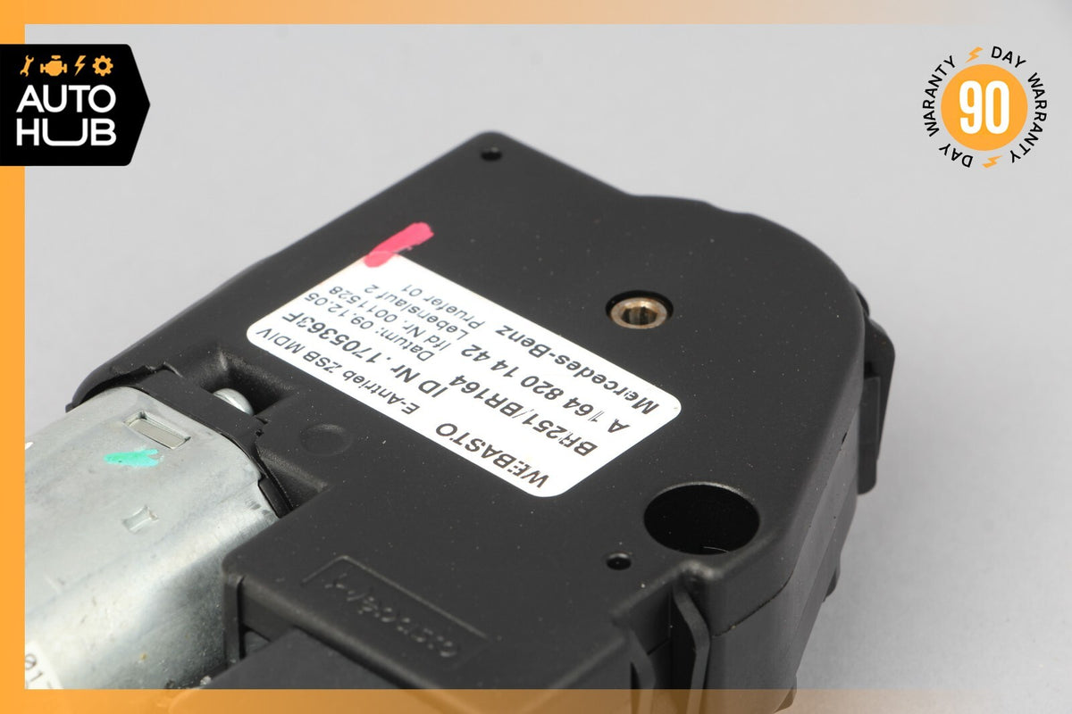 06-13 Mercedes W164 ML350 GL550 Panoramic Sunroof Sun Roof Motor 1648201442 OEM - photo 3