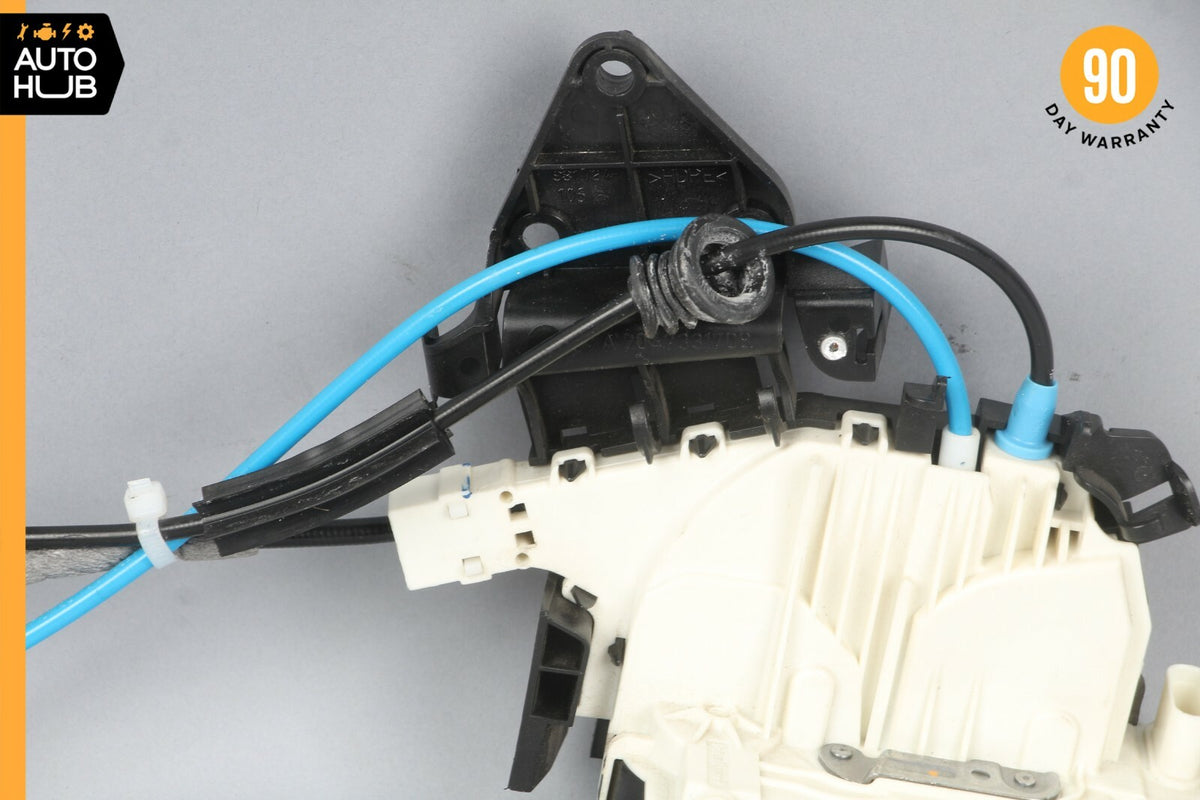 08-14 Mercedes W204 C250 C300 E350 Rear Left Door Lock Latch Actuator OEM - photo 3