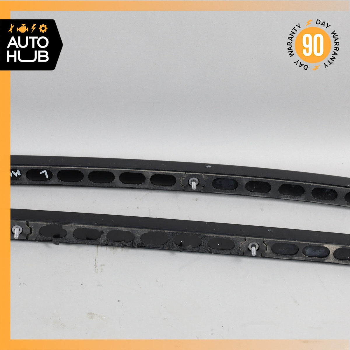Porsche Macan 95B Baggage Luggage Roof Rack Rail Crossbar Set OEM 88k - photo 9