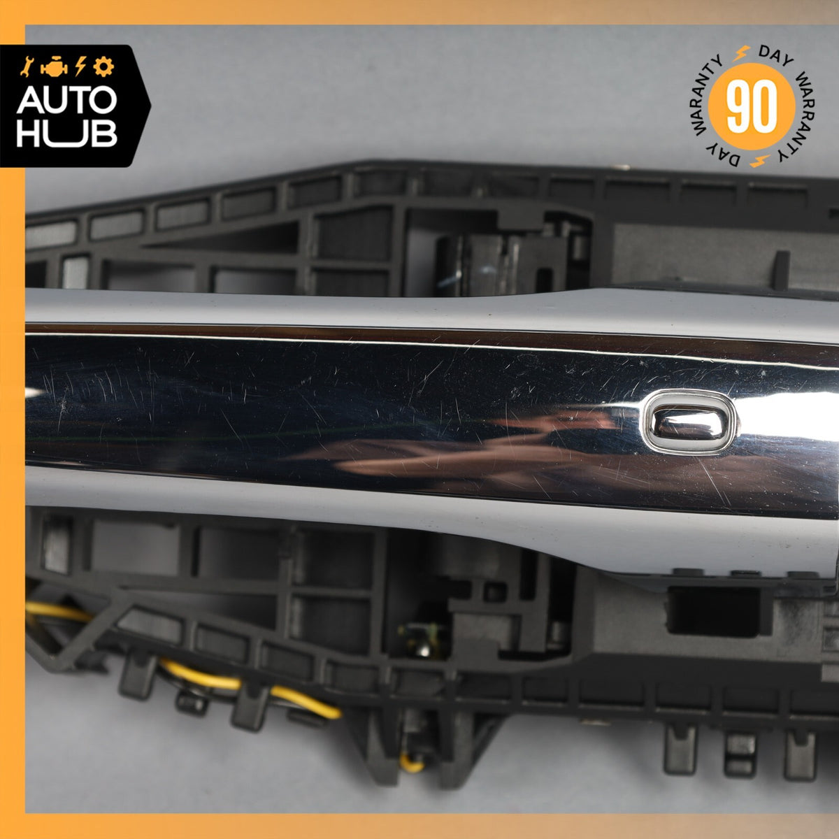 Maserati Levante S M161 Front Left Driver Side Exterior Door Handle OEM 26k - photo 3