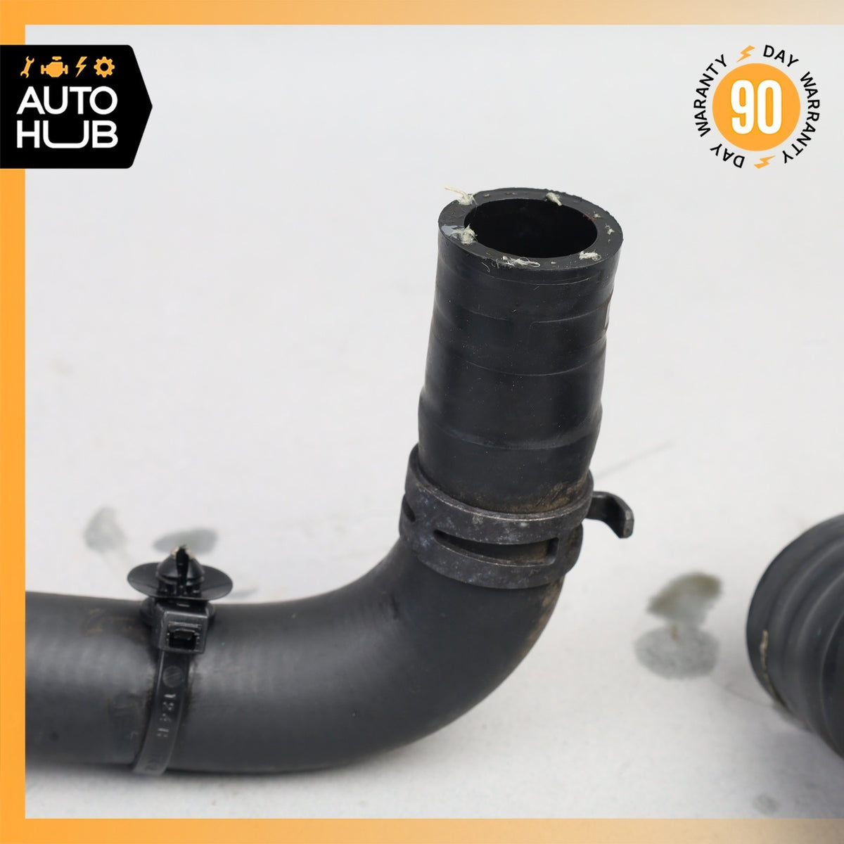 Mercedes W242 B250e Electric Water Pump w/ Pipe  2425000086 OEM - photo 10
