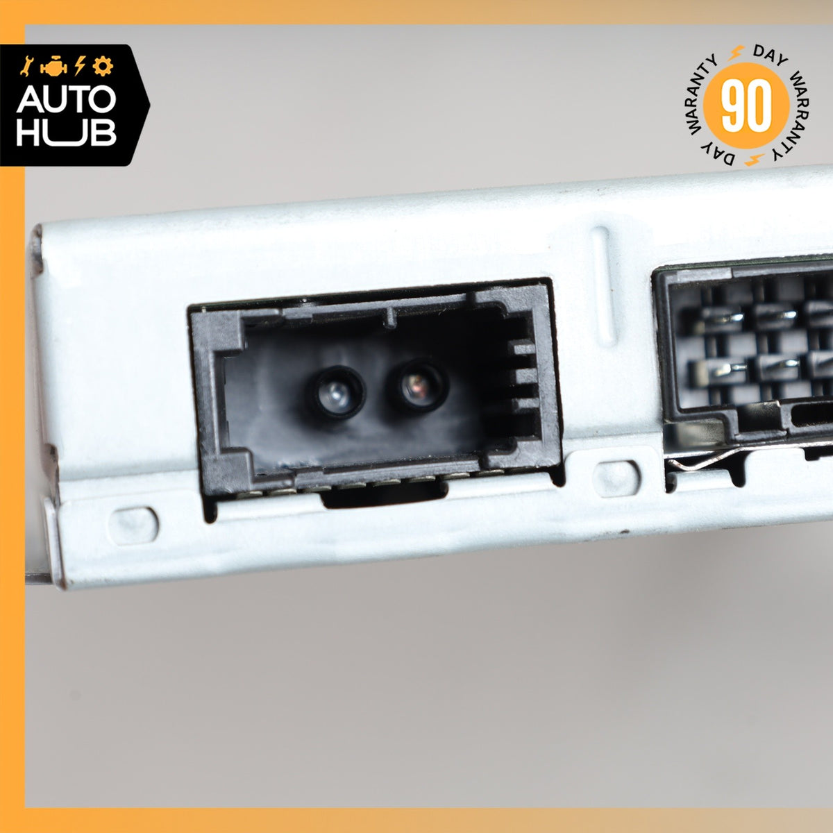 Mercedes W207 E350 S63 AMG SLK350 Communication Interface Module 2049009301 OEM - photo 6