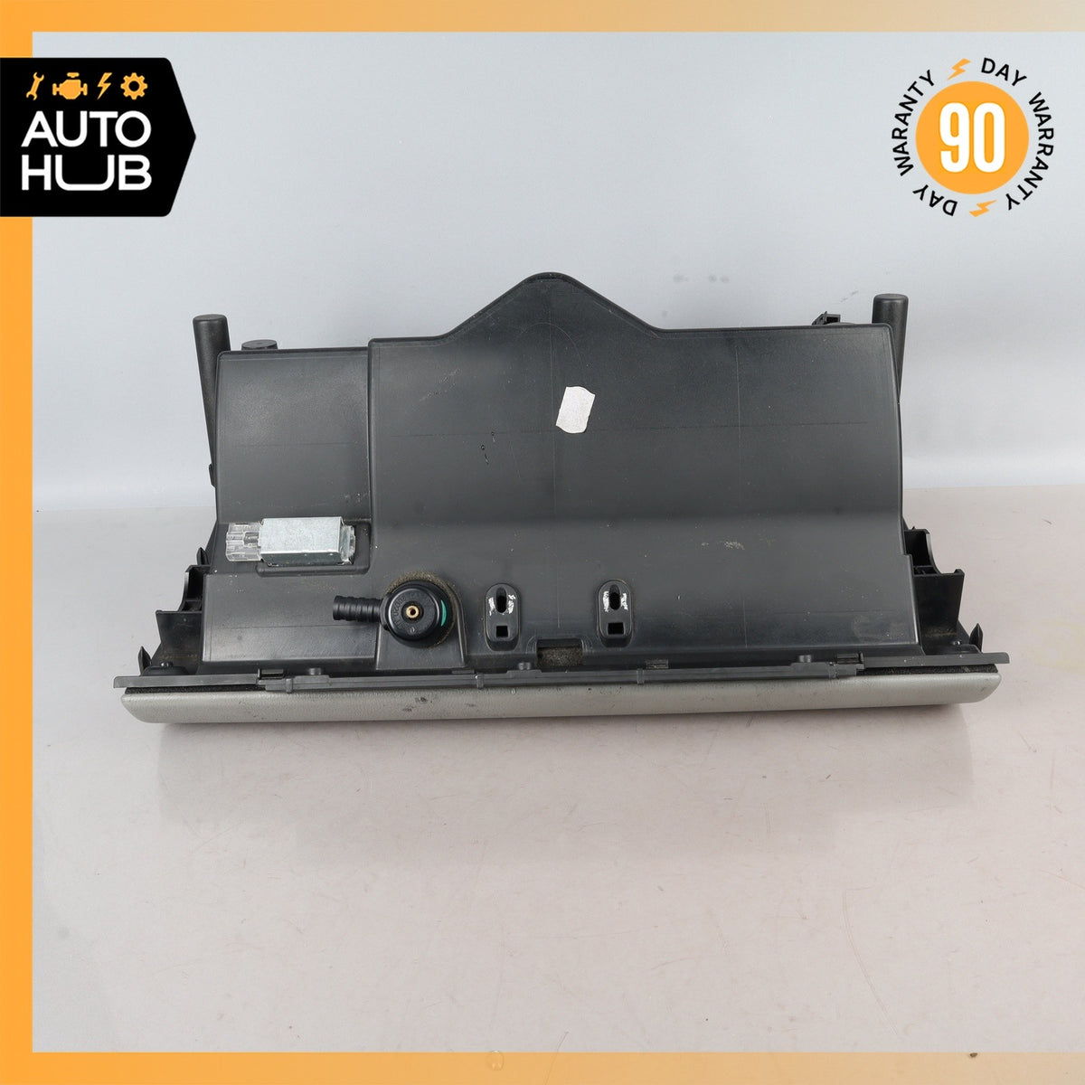 Porsche Cayenne 955 Dashboard Glove Box Compartment Leather Gray 7L5857095P OEM - photo 11