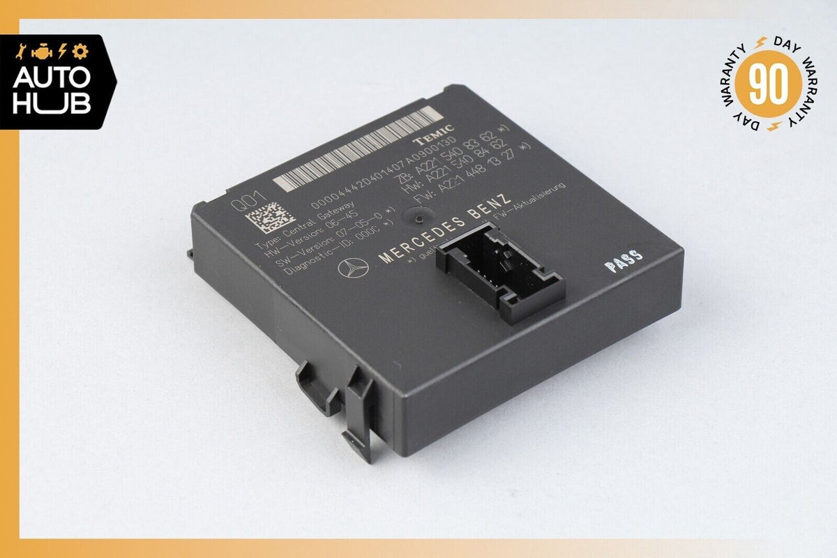 07-14 Mercedes W216 CL550 S600 Central Gateway Control Module 2215408362 OEM - photo 1