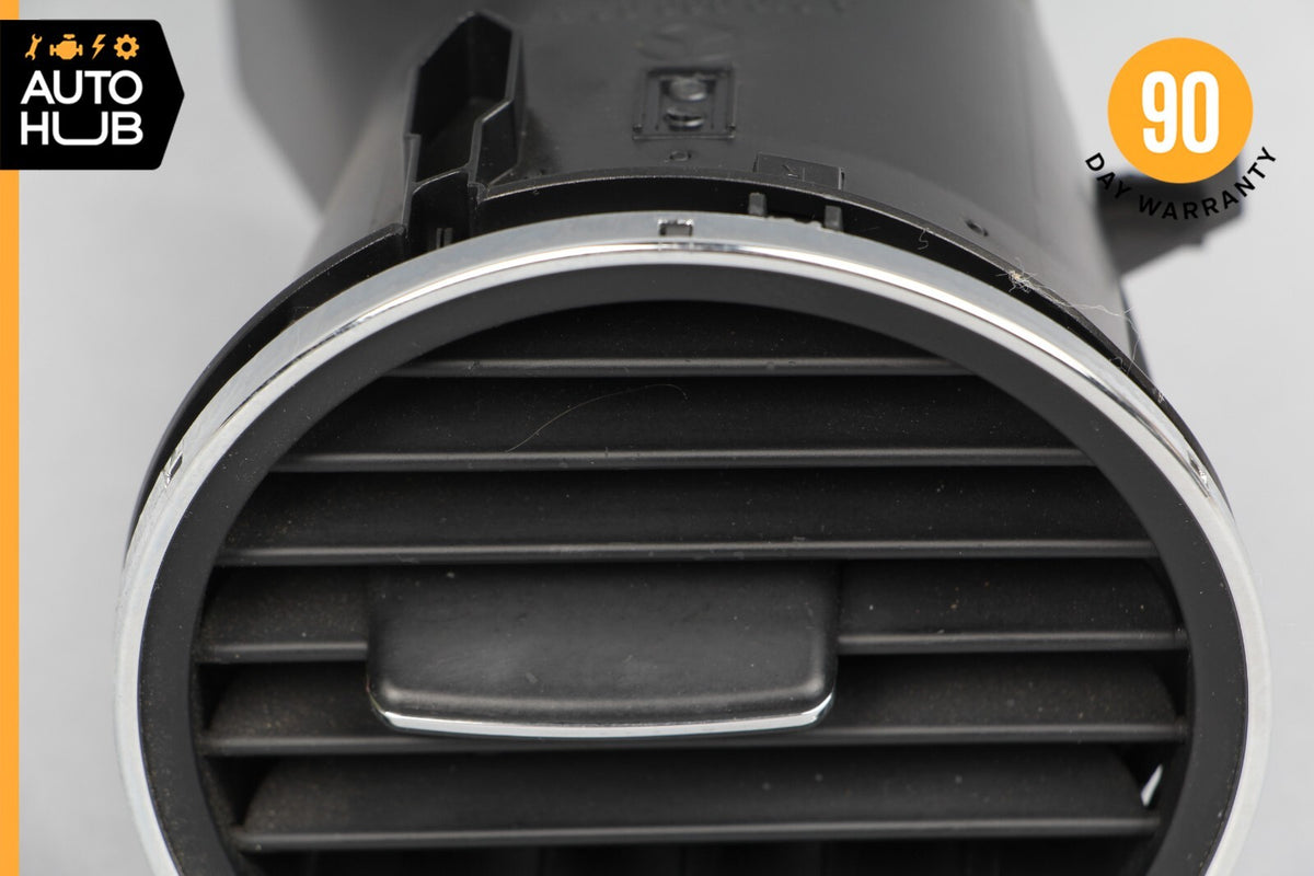 Mercedes W219 CLS500 CLS55 AMG Right Side Dashboard Dash Board Air Vent OEM - photo 2