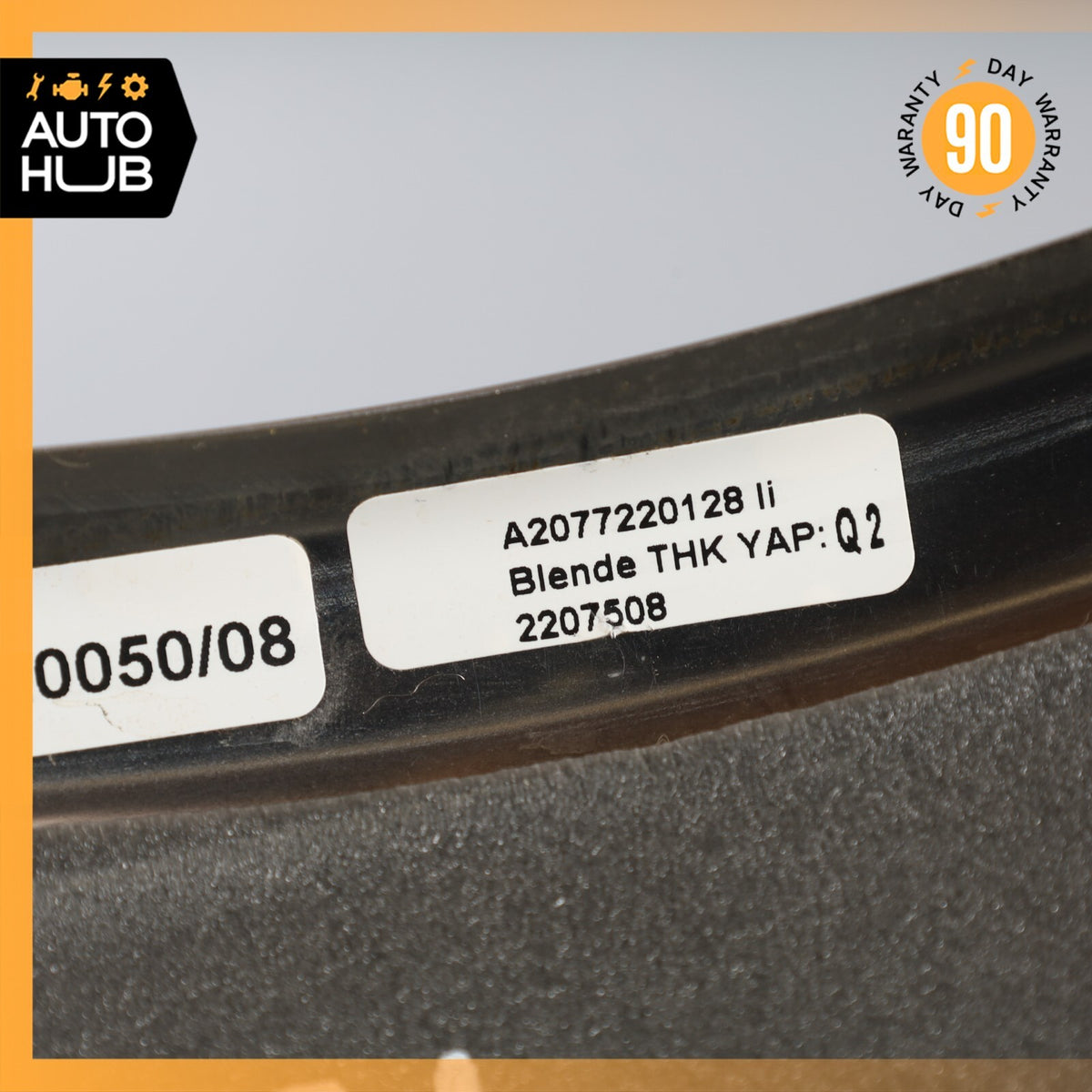 10-17 Mercedes W207 E350 E400 E550 Left Driver Side Door Panel Edge Trim OEM - photo 6
