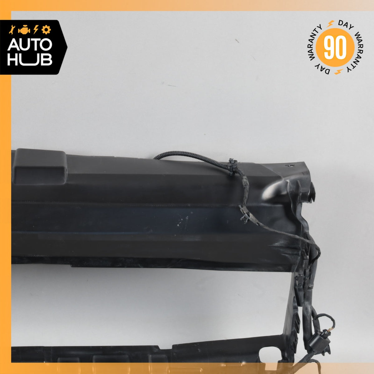Porsche Macan 95B Engine Radiator Air Duct 95B121707B OEM - photo 2