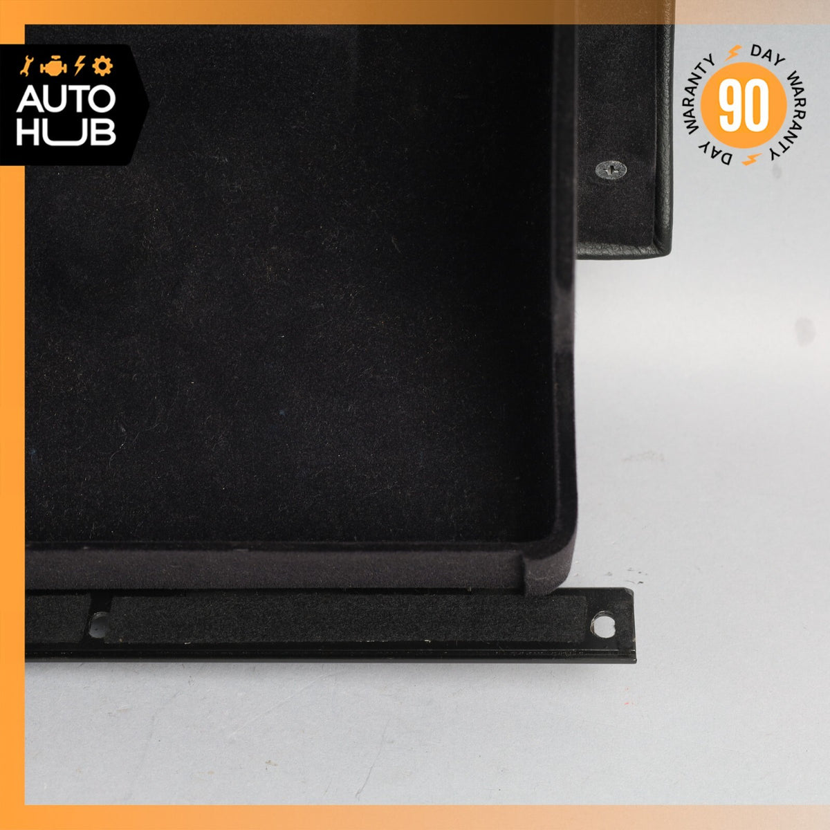 02-07 Maserati Spyder 4200 M138 CC Dashboard Dash Glove Box Glovebox Black OEM - photo 11
