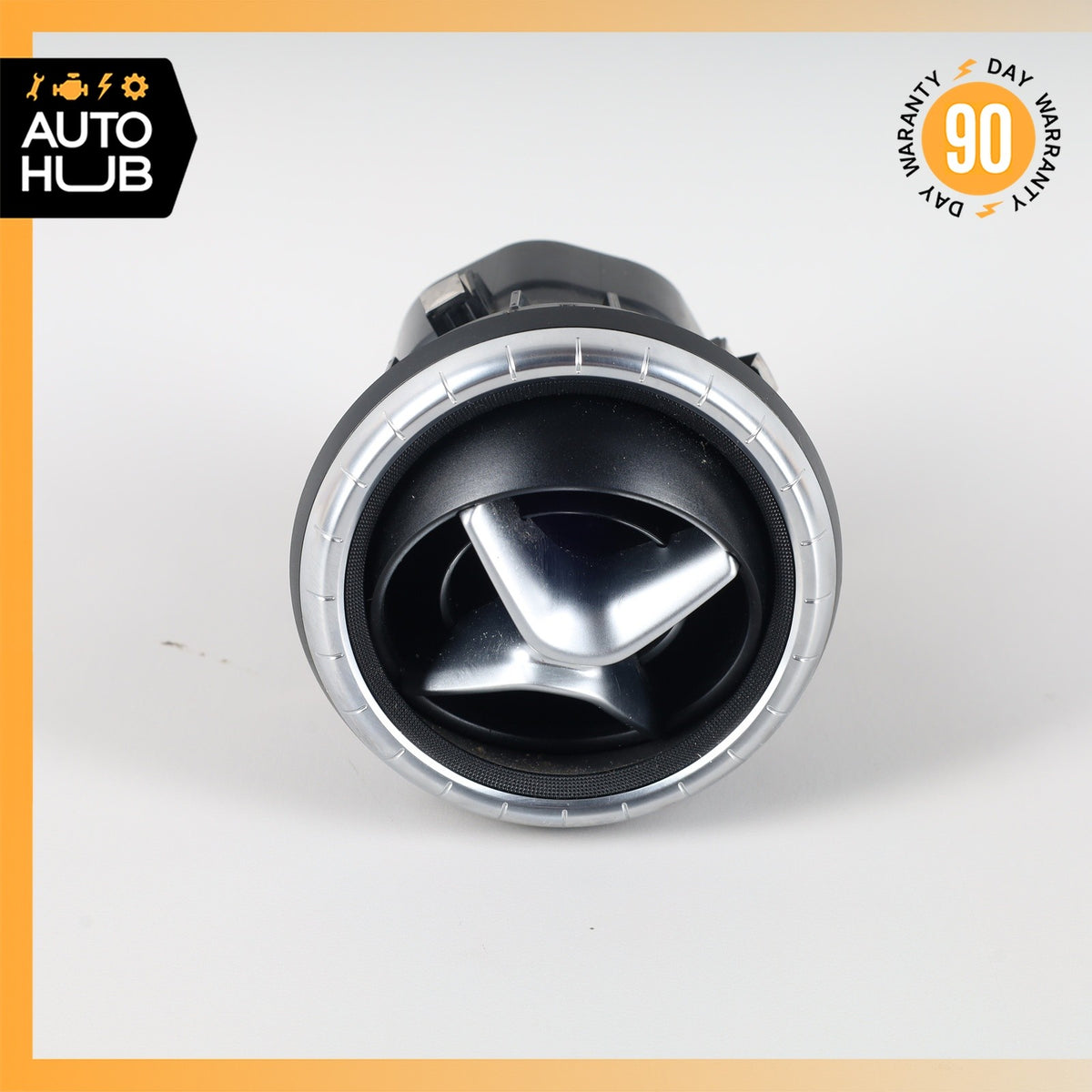 Mercedes W117 CLA250 AMG Front Center Dashboard A/C Air Vent OEM - photo 1