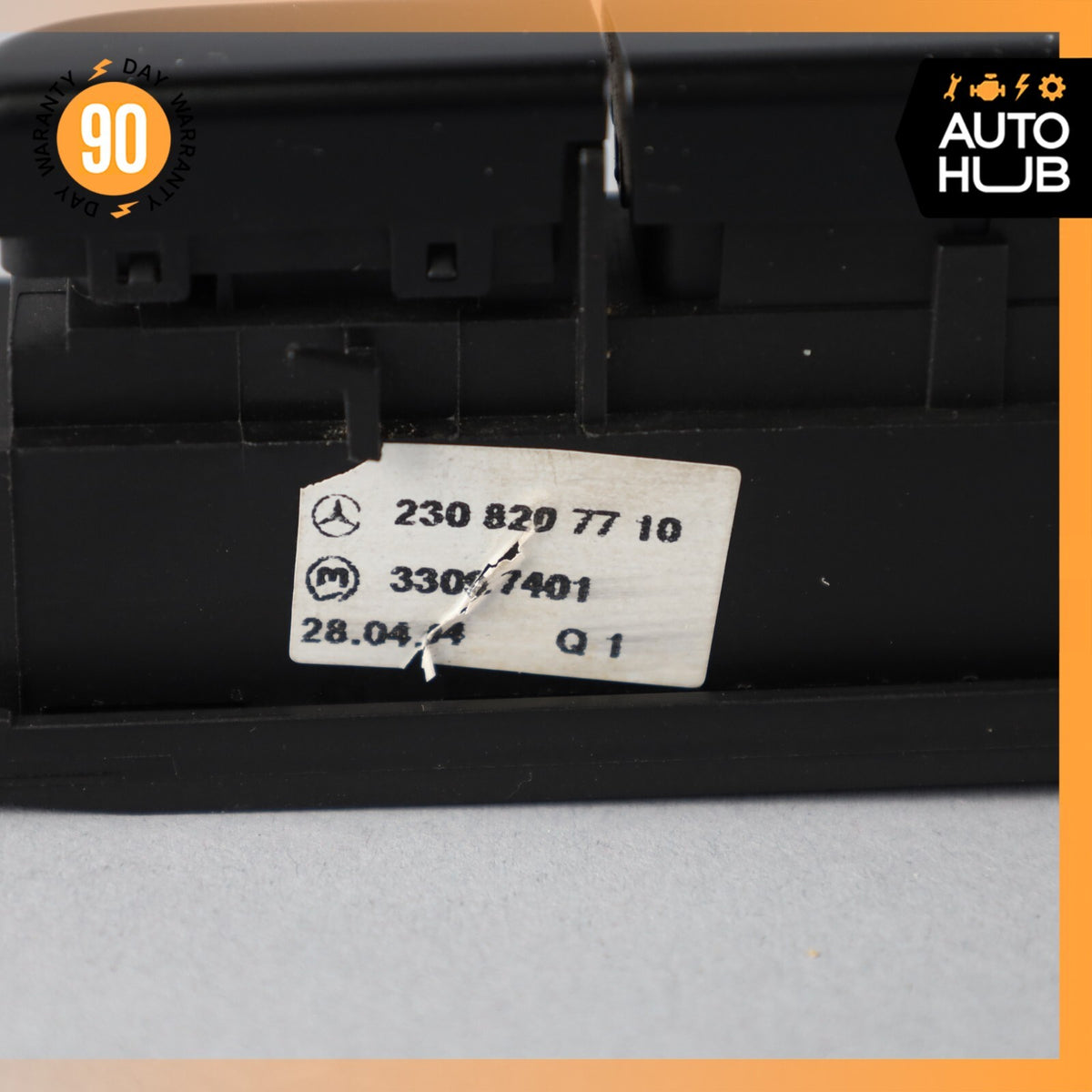 03-08 Mercedes R230 SL500 SL55 AMG Center Console Blank Filler 2308207710 OEM - photo 9