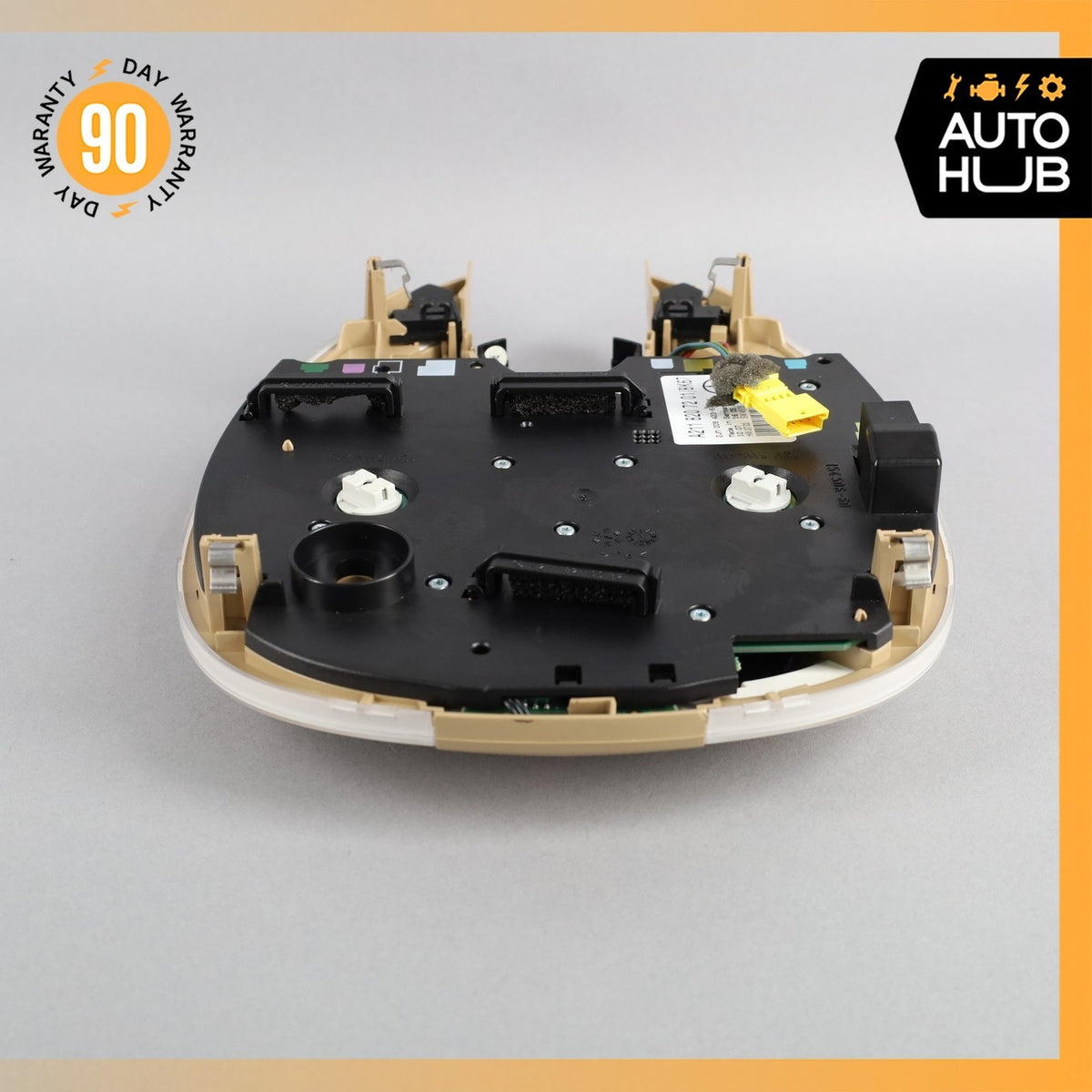 07-09 Mercedes W211 E350 E550 E63 Front Overhead Dome Light Beige 2118207201 OEM - photo 15