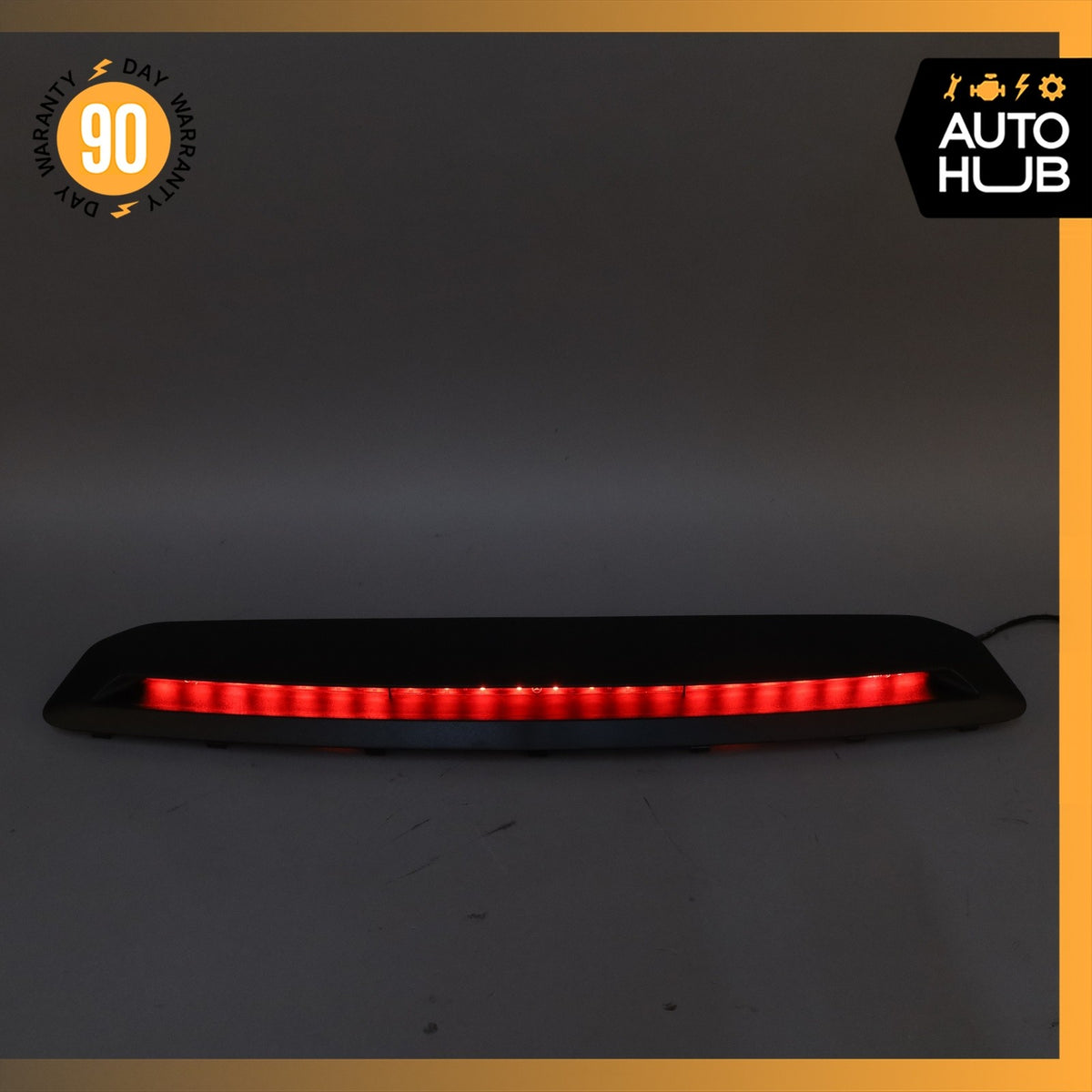 Mercedes W213 E43 AMG E300 3rd Third Brake Stop Light Lamp w/ Trim OEM - photo 3