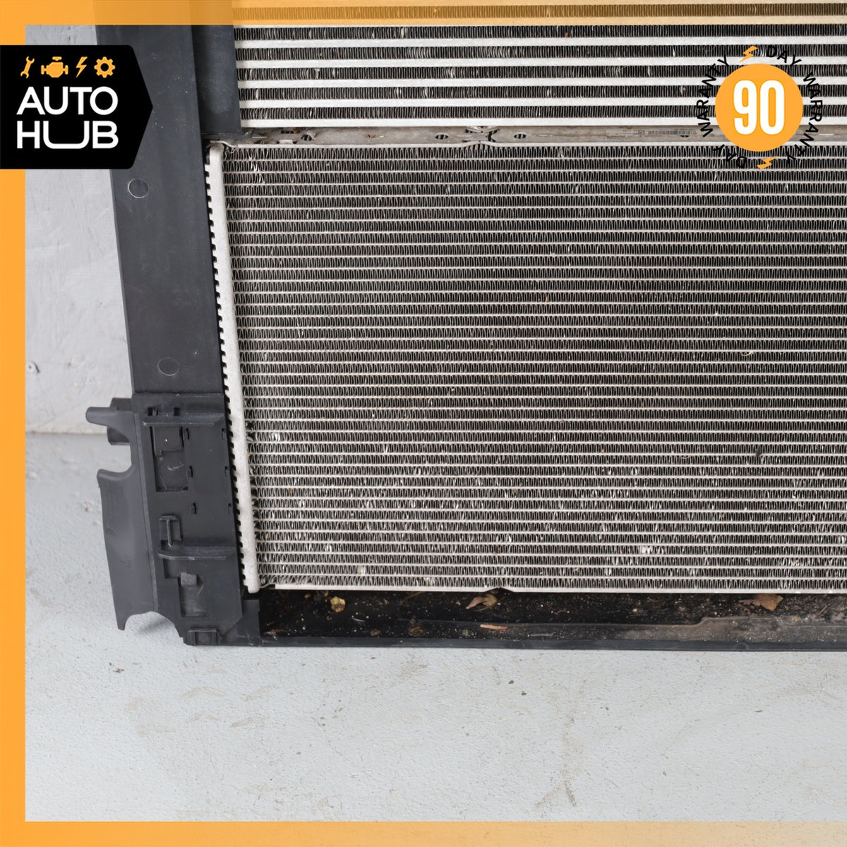 10-19 BMW F10 550i 650i Cooling Radiator A/C Condenser Oil Cooler w/ Fan OEM - photo 6