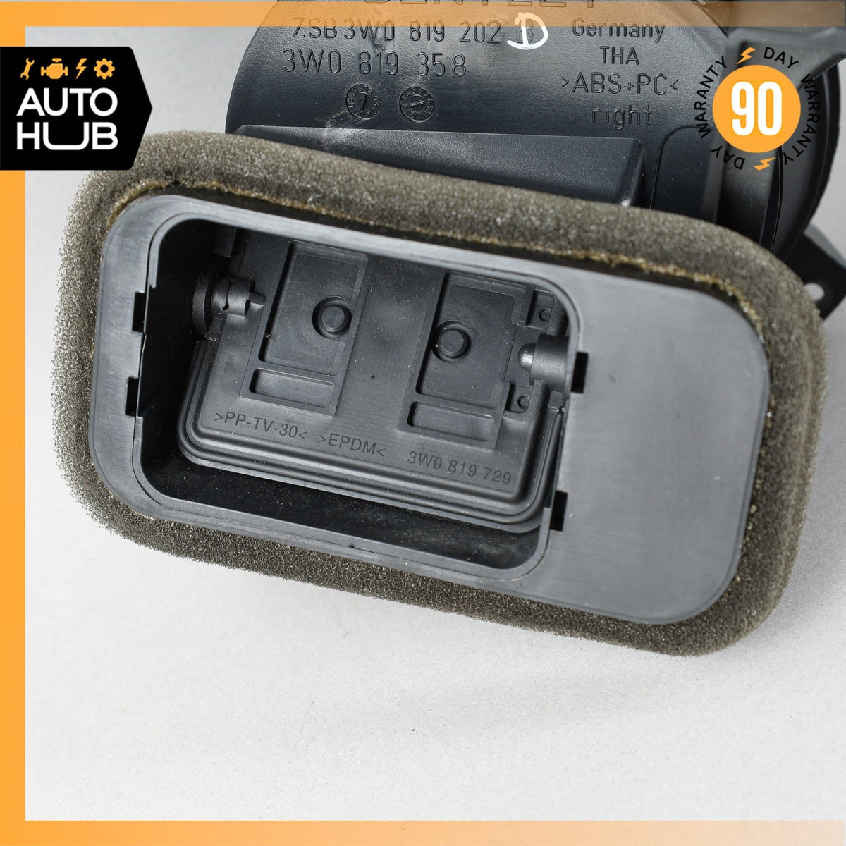 03-18 Bentley Continental GTC GT Dash AC A/C Air Vent Grill Right Side OEM - photo 8