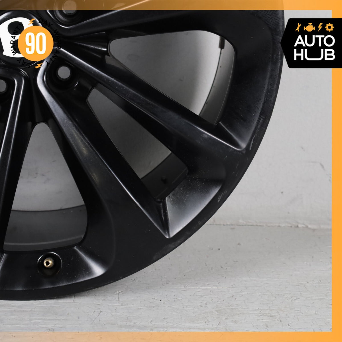 Bentley Bentayga 10 x 21 21" Wheel Rim Black 36A601025B OEM - photo 4