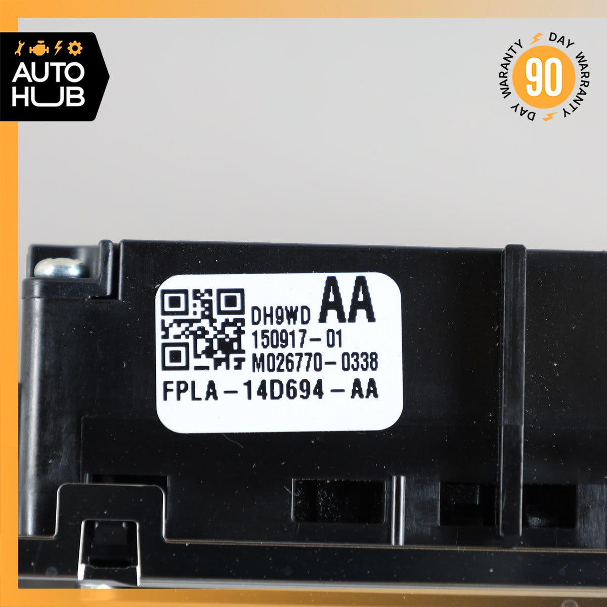14-22 LR Range Rover L494 Rear Center Console Heated Seat Control Switch OEM - photo 5