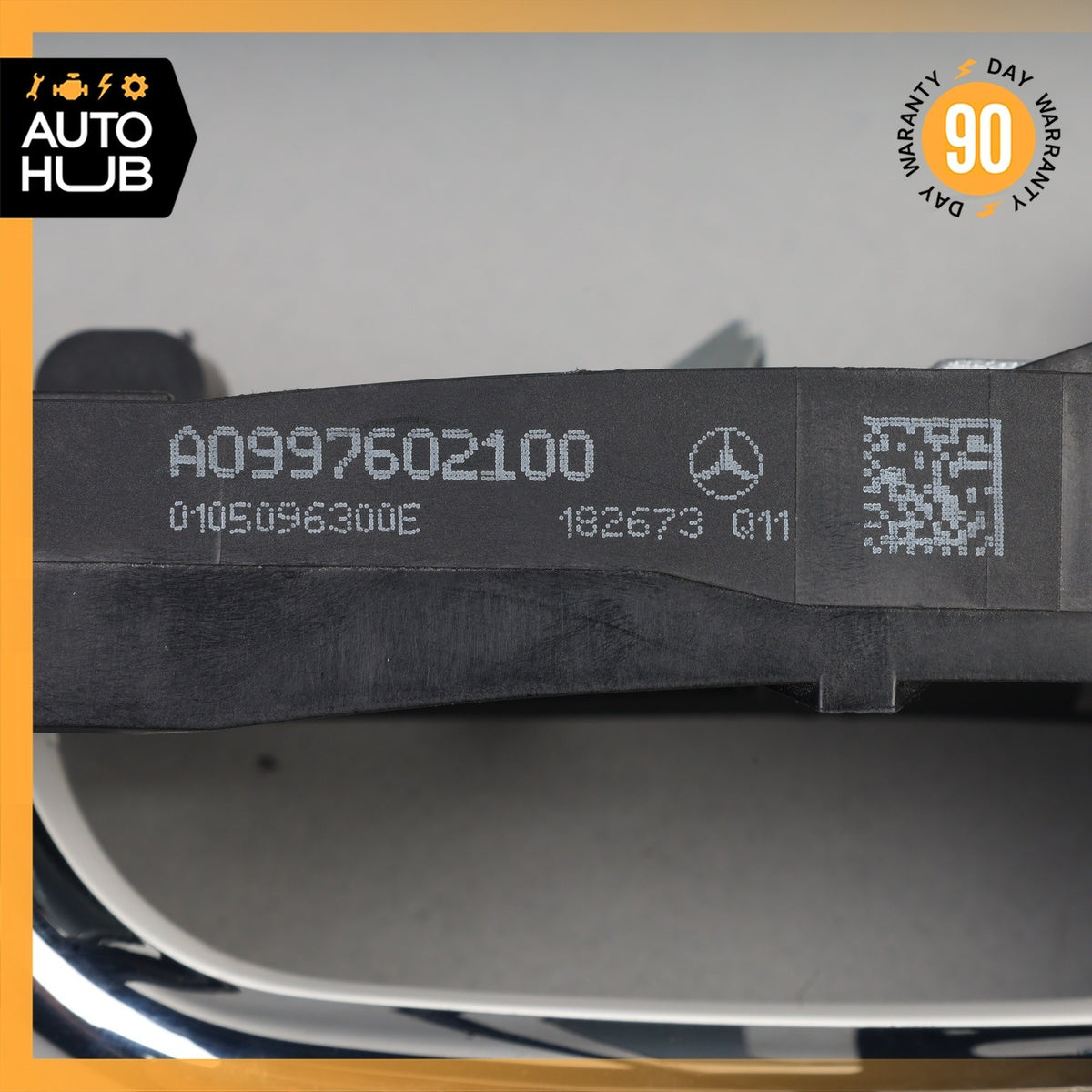 Mercedes X253 GLC300 Rear Left Side Exterior Door Handle OEM - photo 8