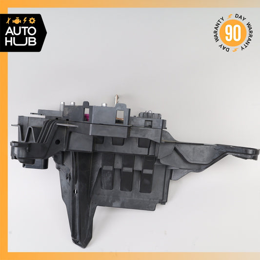 Mercedes W213 E300 Front Engine Fuse Box Relay 2135403439 OEM - photo 1
