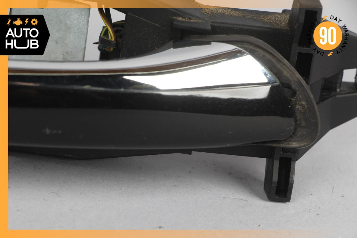 06-11 Mercedes W219 CLS63 CLS550 Front Right Exterior Door Handle Keyless Go OEM - photo 2