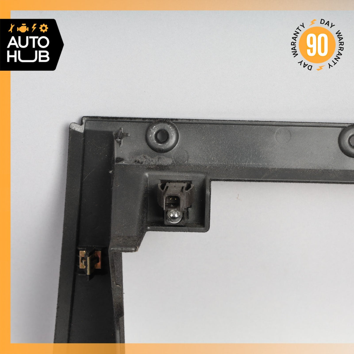 04-09 Cadillac XLR Dash Dashboard Glove Box Frame Trim Black 10305572 OEM 69k - photo 10