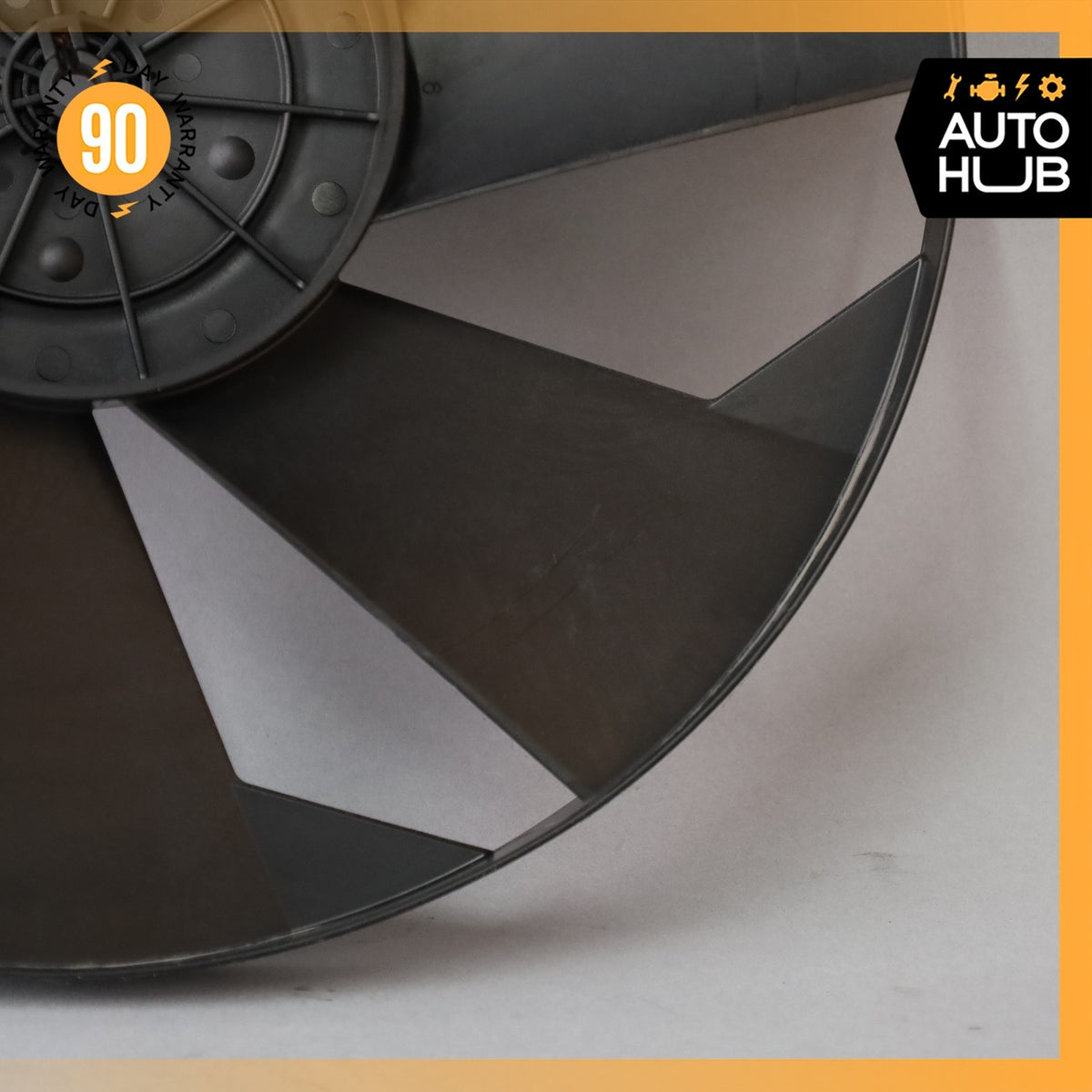 09-19 Maserati GranTurismo M145 Engine Motor Cooling Fan Blade OEM 45k - photo 8