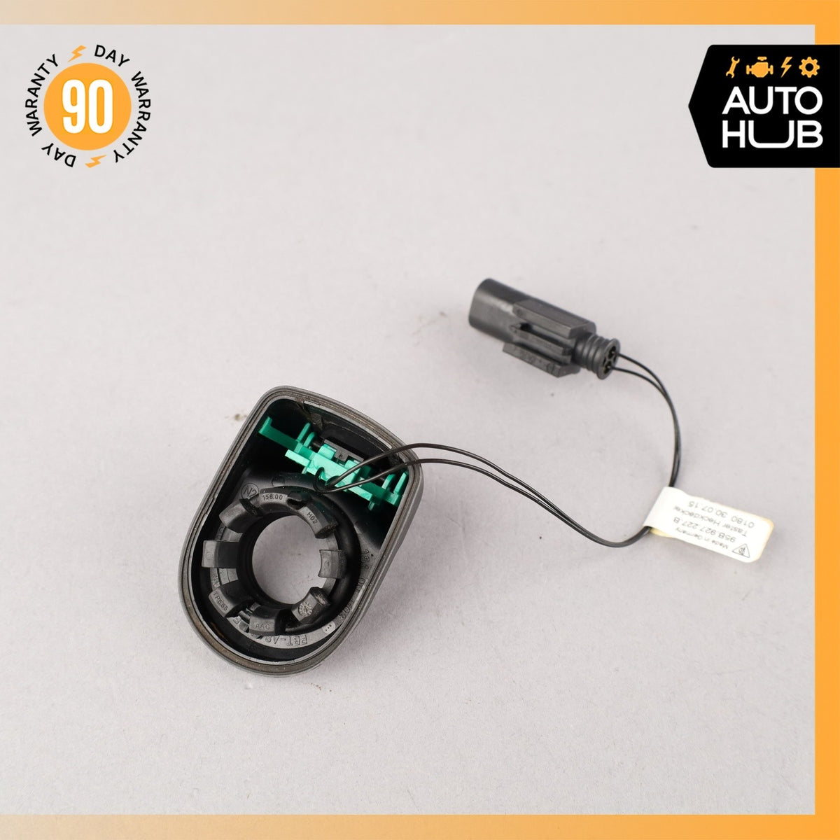 Porsche Macan 95B S Trunk Lock Open Button Switch 95B927227B OEM 74k - photo 5