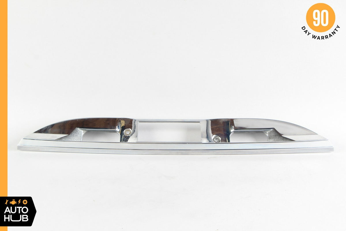 04-09 Mercedes W211 E500 E63 Liftgate Tailgate Hatch Handle Trim 2117400593 OEM - photo 1