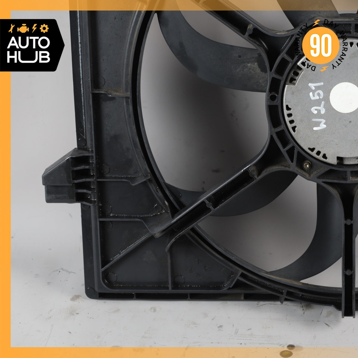 06-13 Mercedes W251 R350 ML350 Engine Cooling Fan Motor Assembly 1645000193 OEM - photo 5