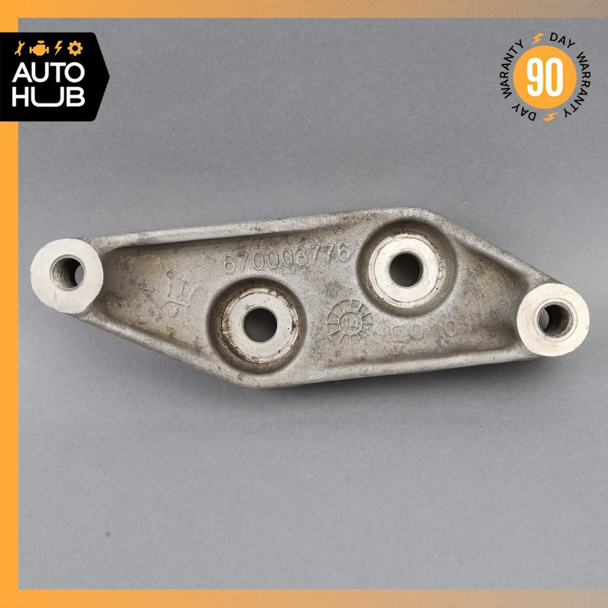 14-21 Maserati Ghibli M157 AWD Front Differential Support Mount Bracket OEM - photo 1
