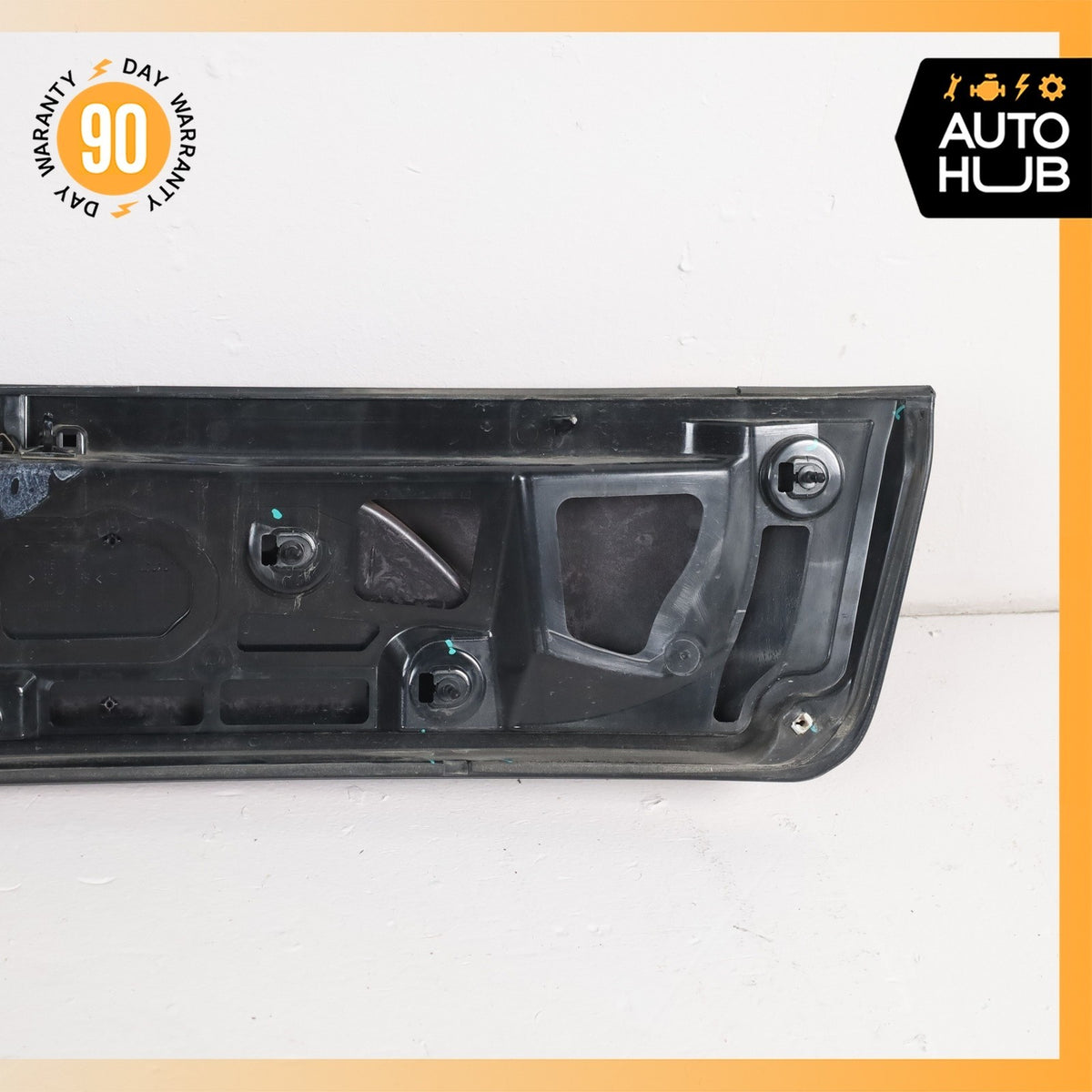 17-26 Alfa Romeo 949 Stelvio Trunk Lid License Plate Holder Red OEM 72k - photo 10
