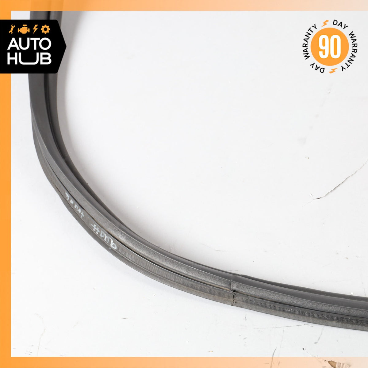 03-13 Maserati Quattroporte M139 Trunk Lid Cover Seal Rubber 66517200 OEM - photo 7