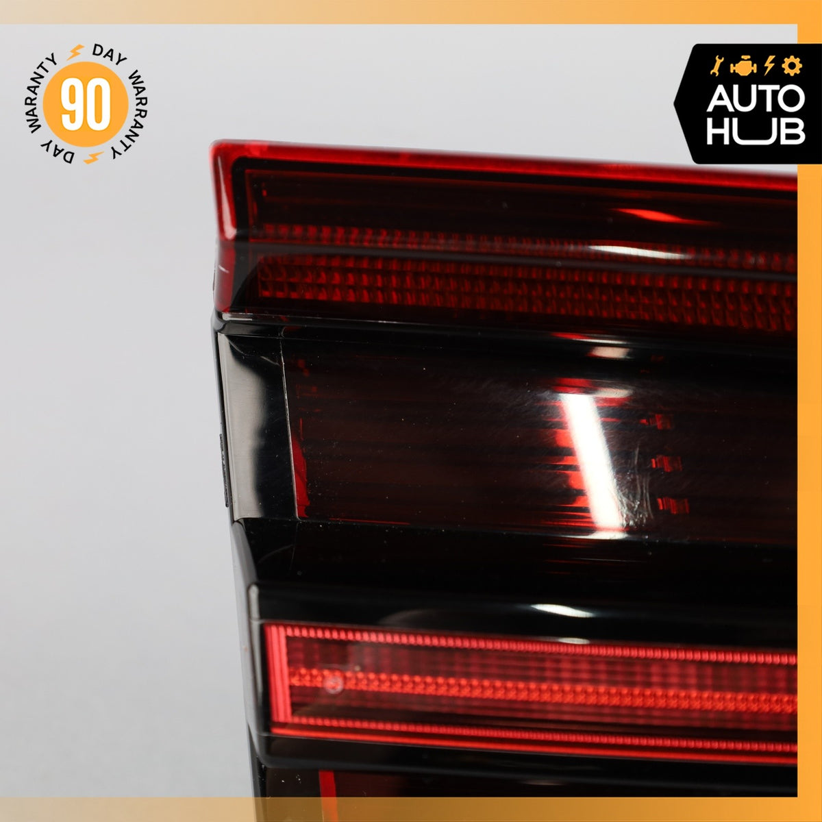 15-18 Porsche Macan 95B GTS Rear Left Side Inner Tail Light Lamp 95B945093C OEM - photo 3