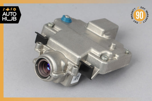 Mercedes W218 CLS63 AMG S550 CL550 Windshield Night Vision Camera 0009050538 OEM - photo 1