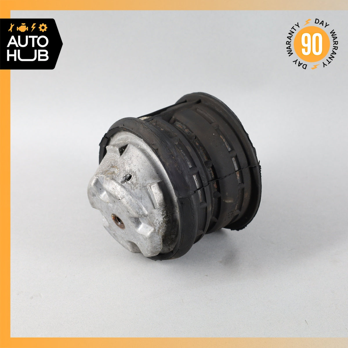 01-04 Mercedes R170 SLK320 Left or Right Engine Motor Support Mount OEM 64k - photo 2