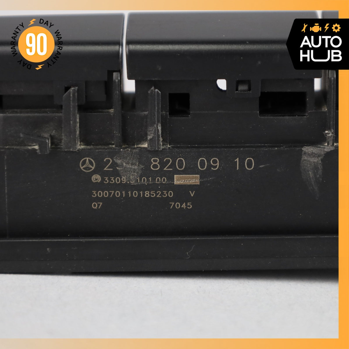 Mercedes R230 SL550 SL55 AMG Center Console ESP Switch Control Button OEM 51k - photo 11