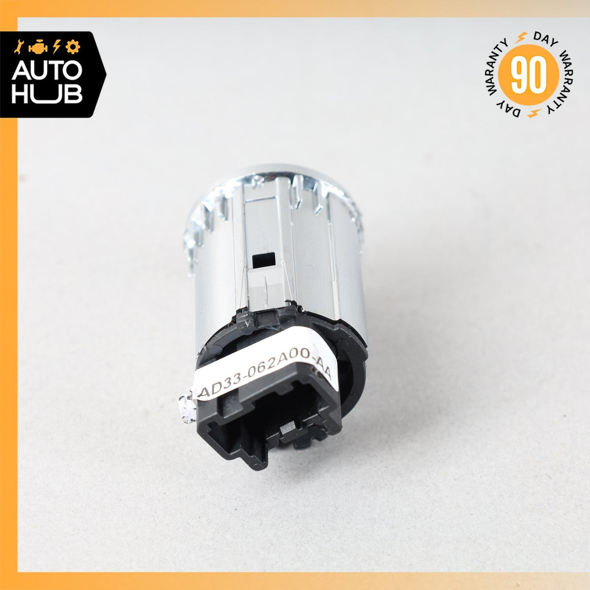05-18 Aston Martin DB9 Vantage Active Glove Box Release Glass Switch Button OEM - photo 5