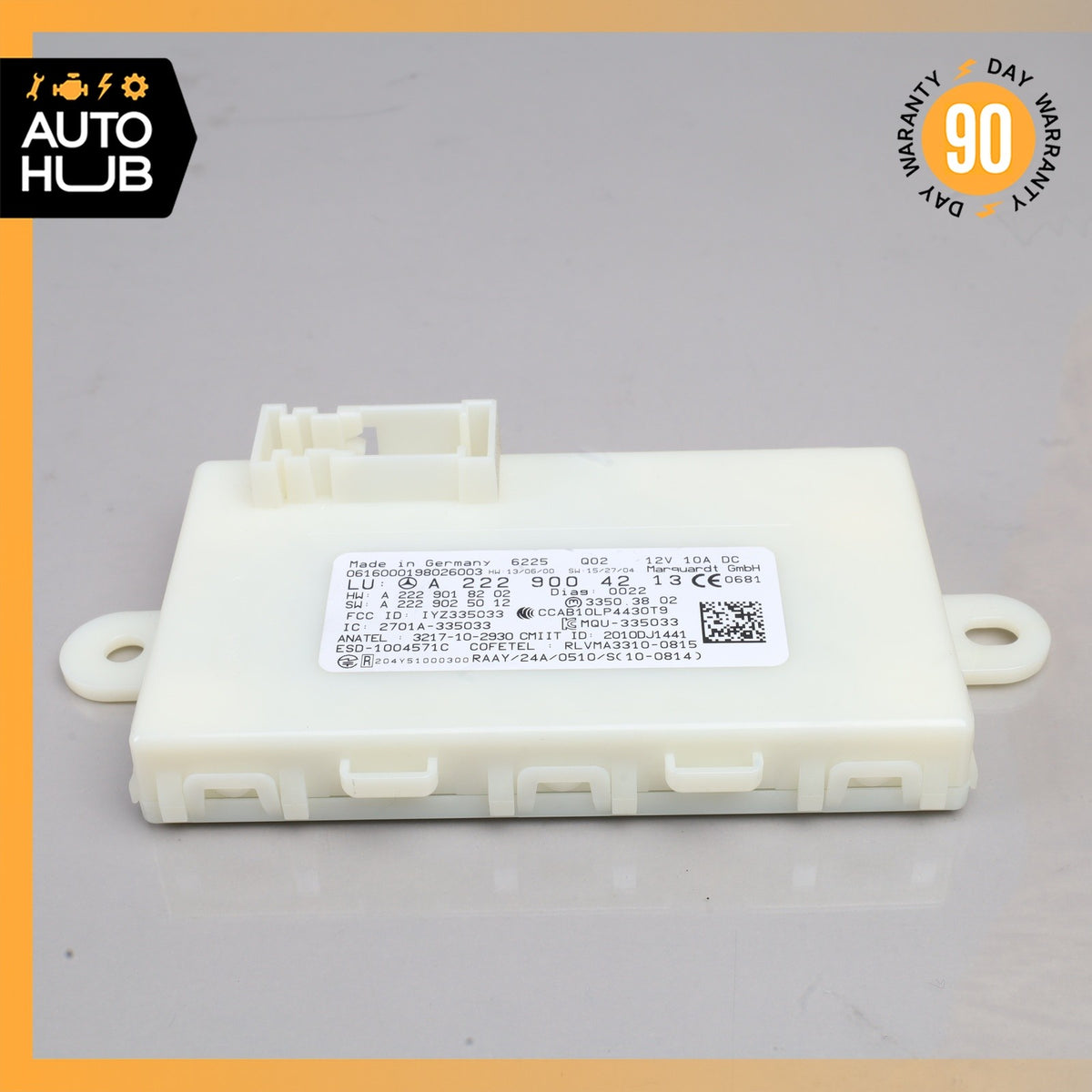 Mercedes W205 C300 Keyless Go Entry Control Module 2229003308 OEM - photo 4