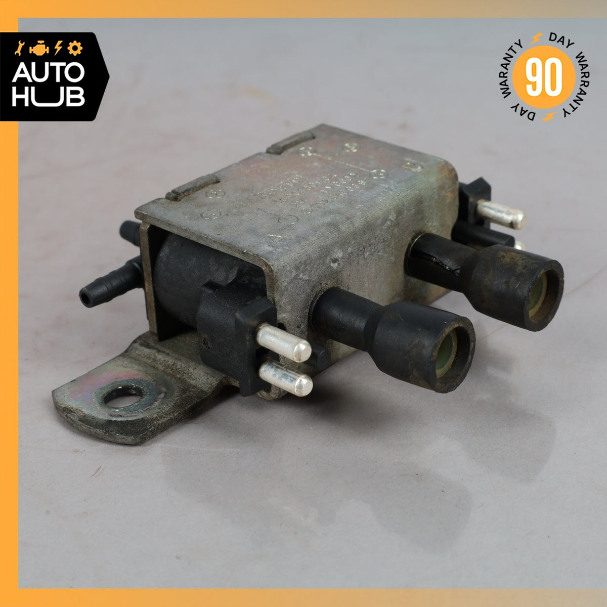 Mercedes W140 S320 EGR Fuel Vacuum Change Over Valve 0025400697 OEM - photo 5