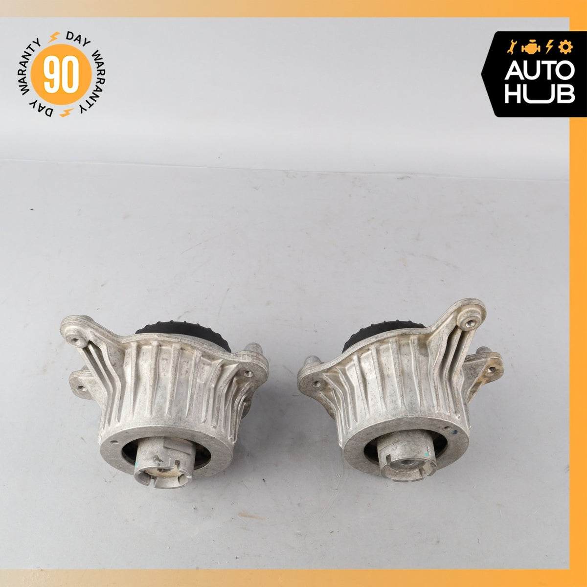 Mercedes W213 E300 RWD Front Left & Right Engine Mount Set OEM - photo 9