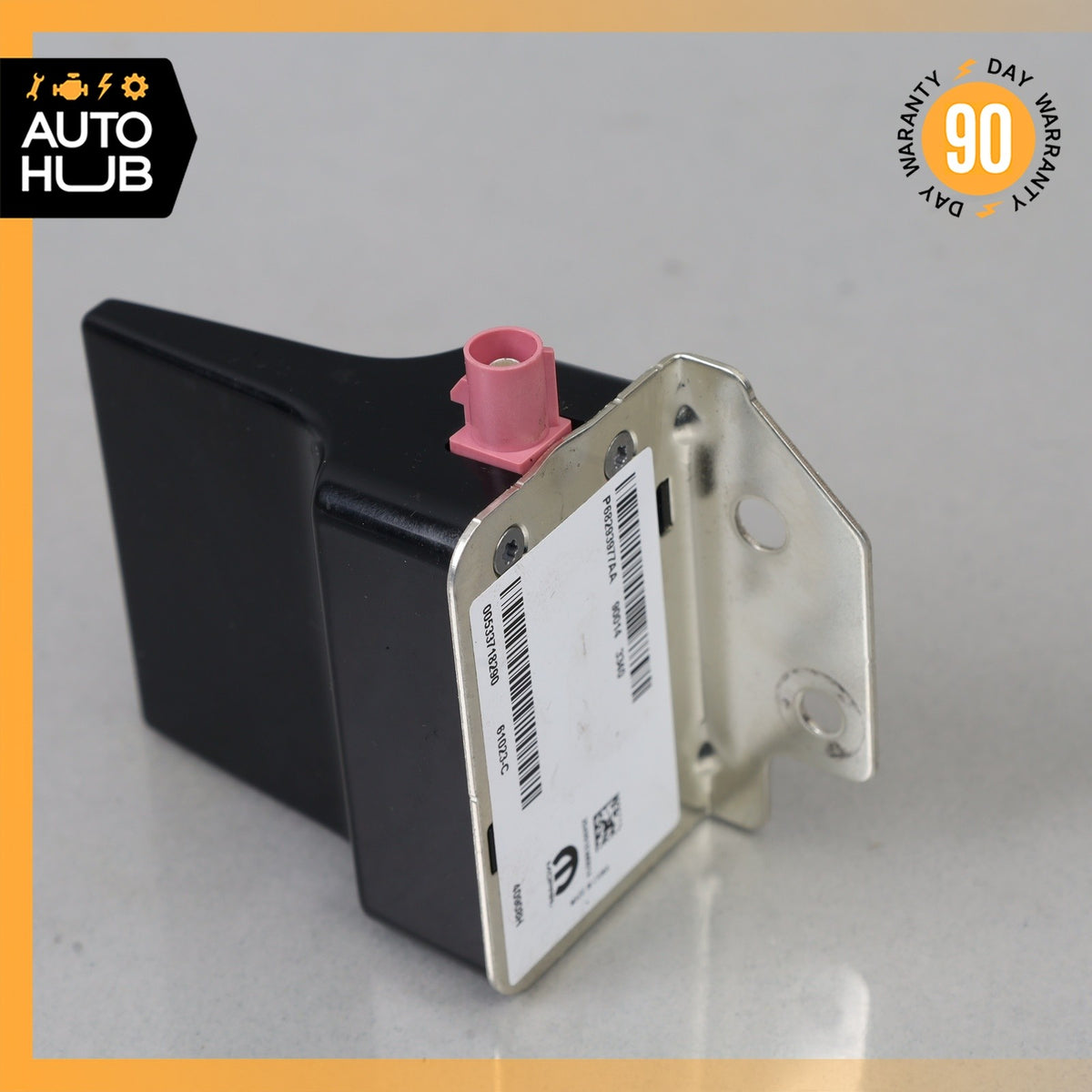 17-23 Alfa Romeo 949 Stelvio Satellite Antenna Control Module OEM 71k - photo 9