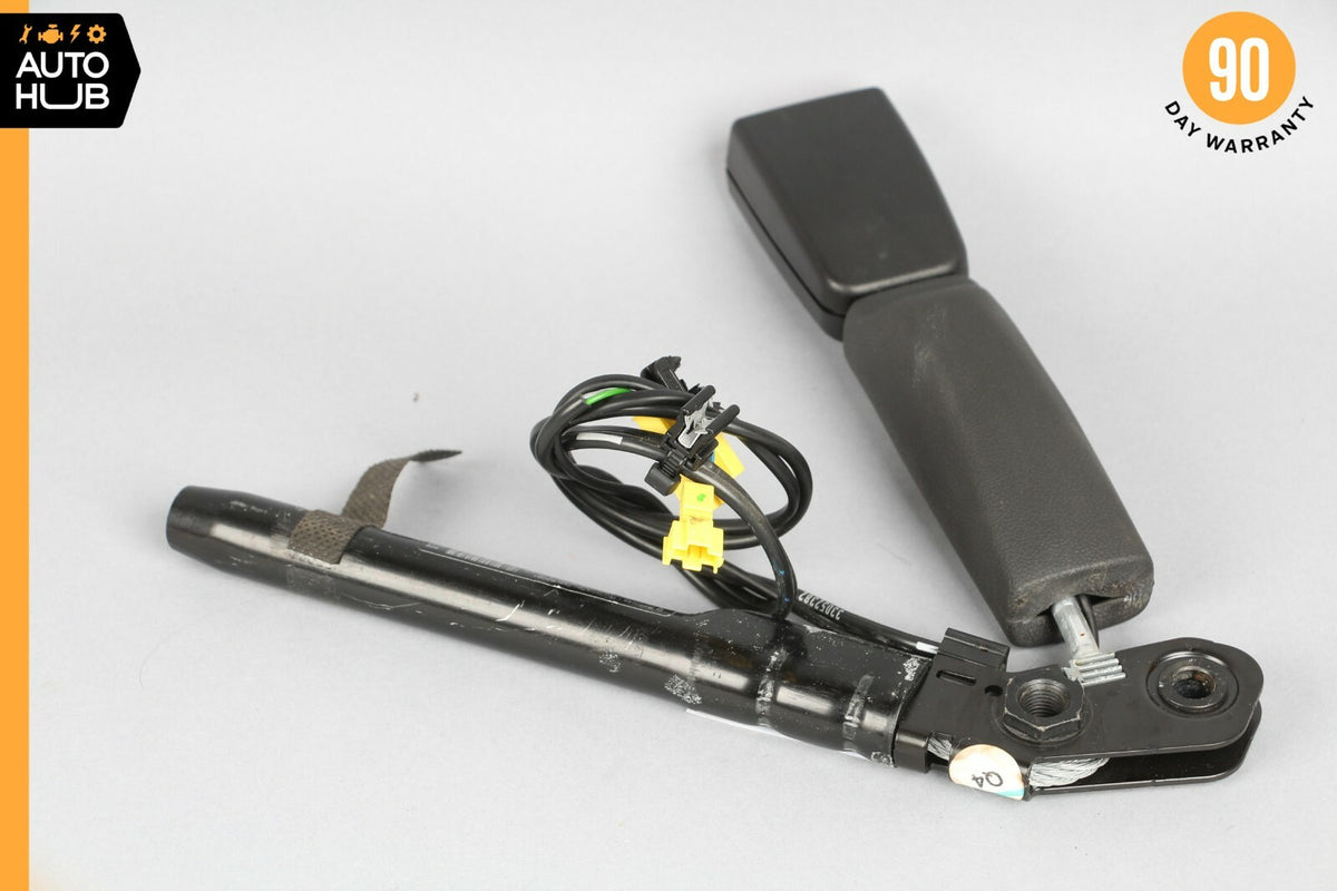 07-14 Mercedes W221 S600 CL550 Front Right Passenger Side Seat Belt Buckle Black - photo 4
