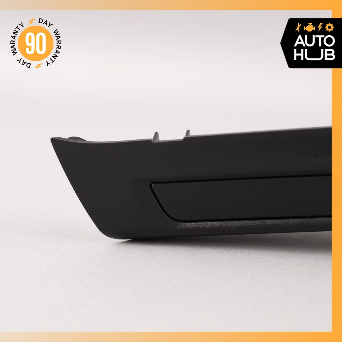 17-23 Alfa Romeo 952 Giulia Dashboard Socket USB Port OEM 49k - photo 3